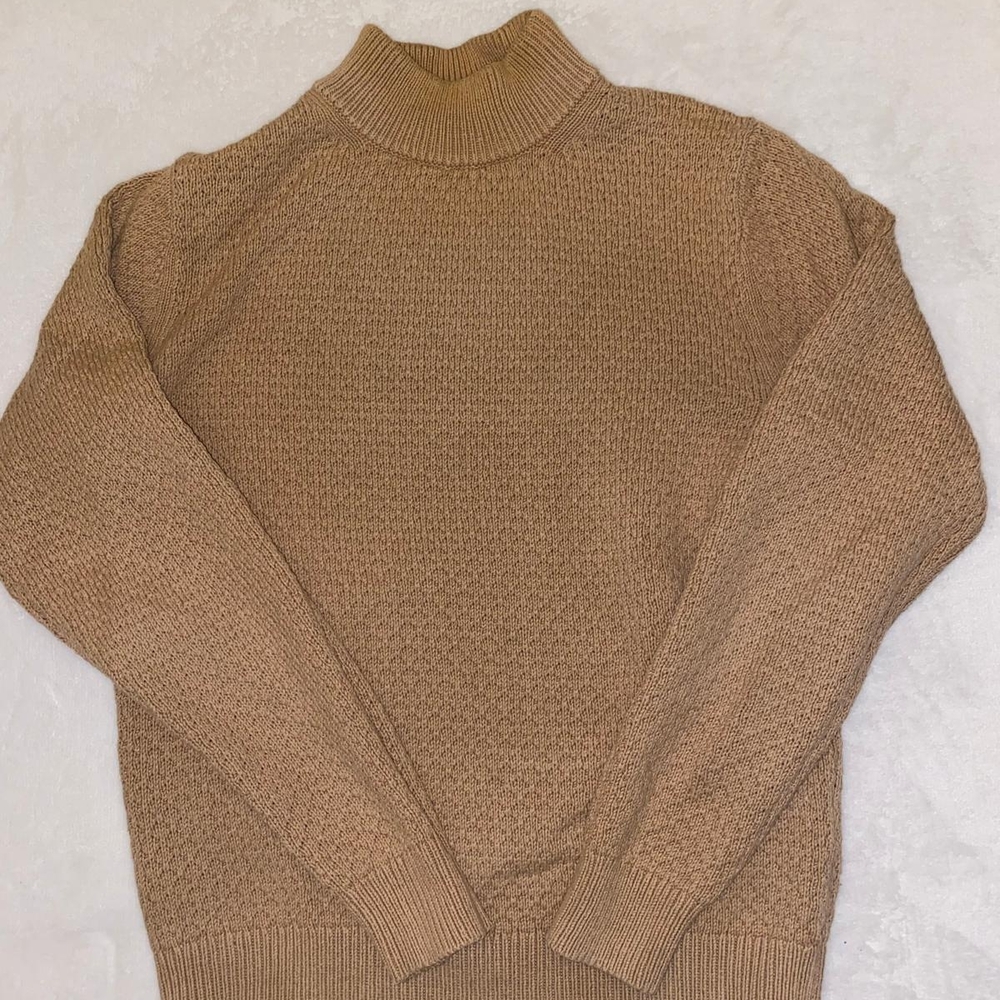 Uniqlo Tan Turtleneck Sweater with Textured Knit